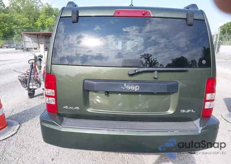 2008 Jeep Liberty Sport from USA, damaged, VIN 1J8GN28K48W266592